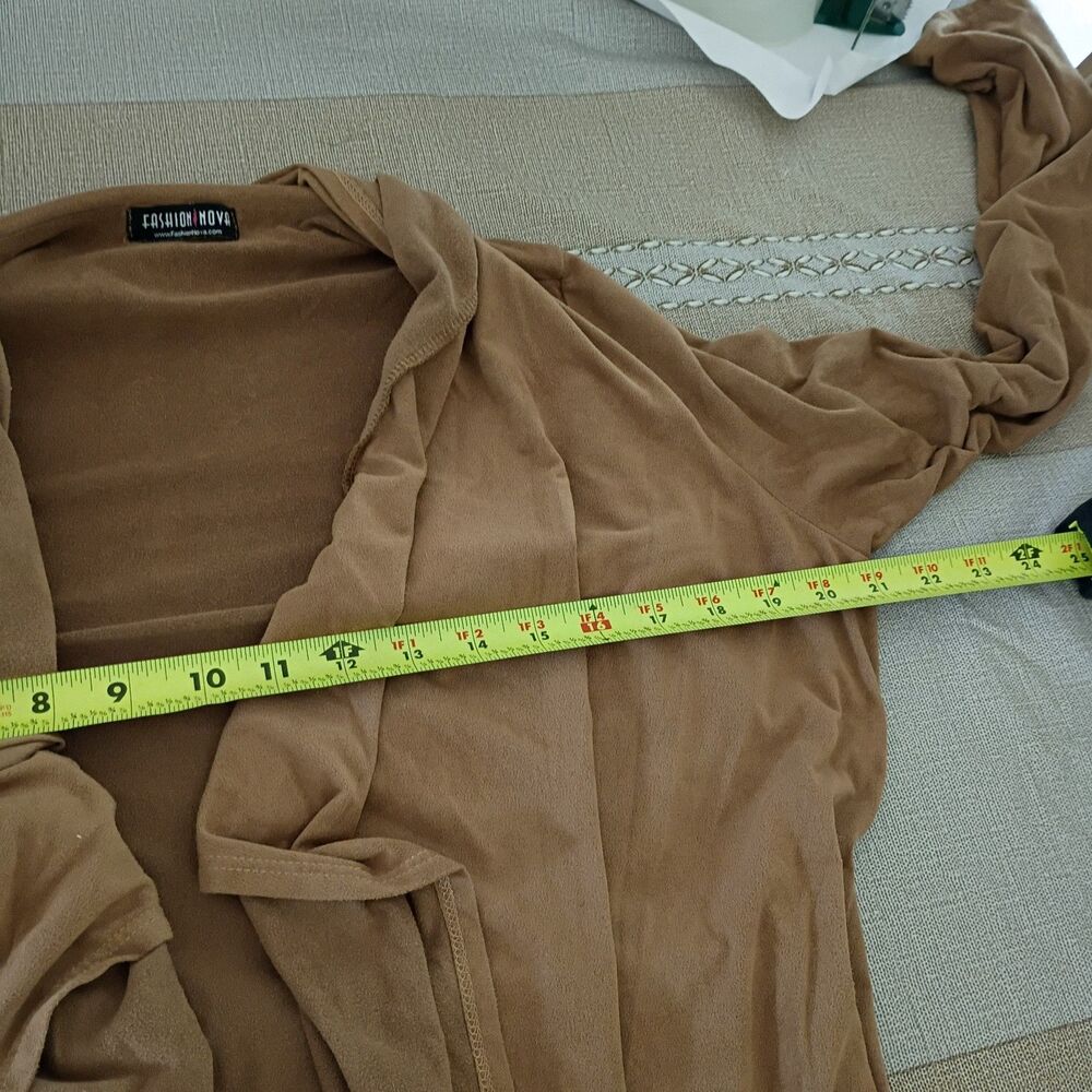 Fashion Nova Vintage Velour Long Sleeve Wraparound Robe Brown Size Small - Picture 5 of 8